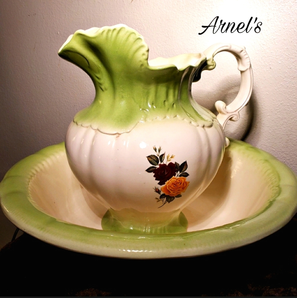 1975-77'S ARNEL'S CERAMIC WASH BASIN/PITCHER